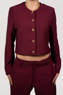 Ref.111-1: Blazer Corto Elegante – Vinotinto