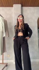 Ref. 074: Suit - Blazer corto y Pantalón recto – negro