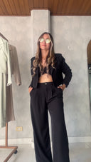 Ref. 074: Suit - Blazer corto y Pantalón recto – negro