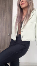 Ref. 074-1: Blazer corto – verde manzana