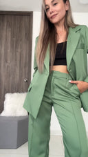 Ref. 067-1: Suit formal pantalón y blazer semiceñido – verde salvia
