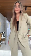 Ref.077: Suit - Blazer semioversize y pantalón clásico semicampana – verde manzana