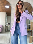 Ref. 067-2: Blazer elegante semiceñido – lila