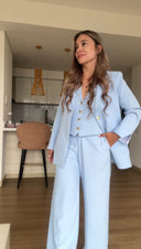 Ref. 085: Suit - Blazer, Chaleco cuello y Pantalón clásico – azul bebé