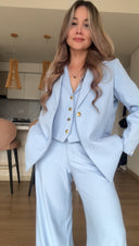 Ref. 085: Suit - Blazer, Chaleco cuello y Pantalón clásico – azul bebé