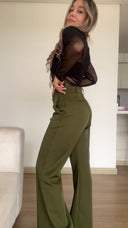 Ref. 081-1: Pantalón clásico semicampana – Verde militar