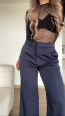 Ref. 081-1: Pantalón clásico semicampana – Azul oscuro