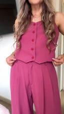 Ref. 087: Set - Chaleco semiceñido y pantalón con prenses-Cereza