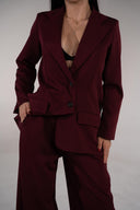 Ref.115: Traje Vioka Rojo Vino