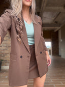 Ref. 103: Suits - Blazer oversize y Falda clásica línea A – Coffee